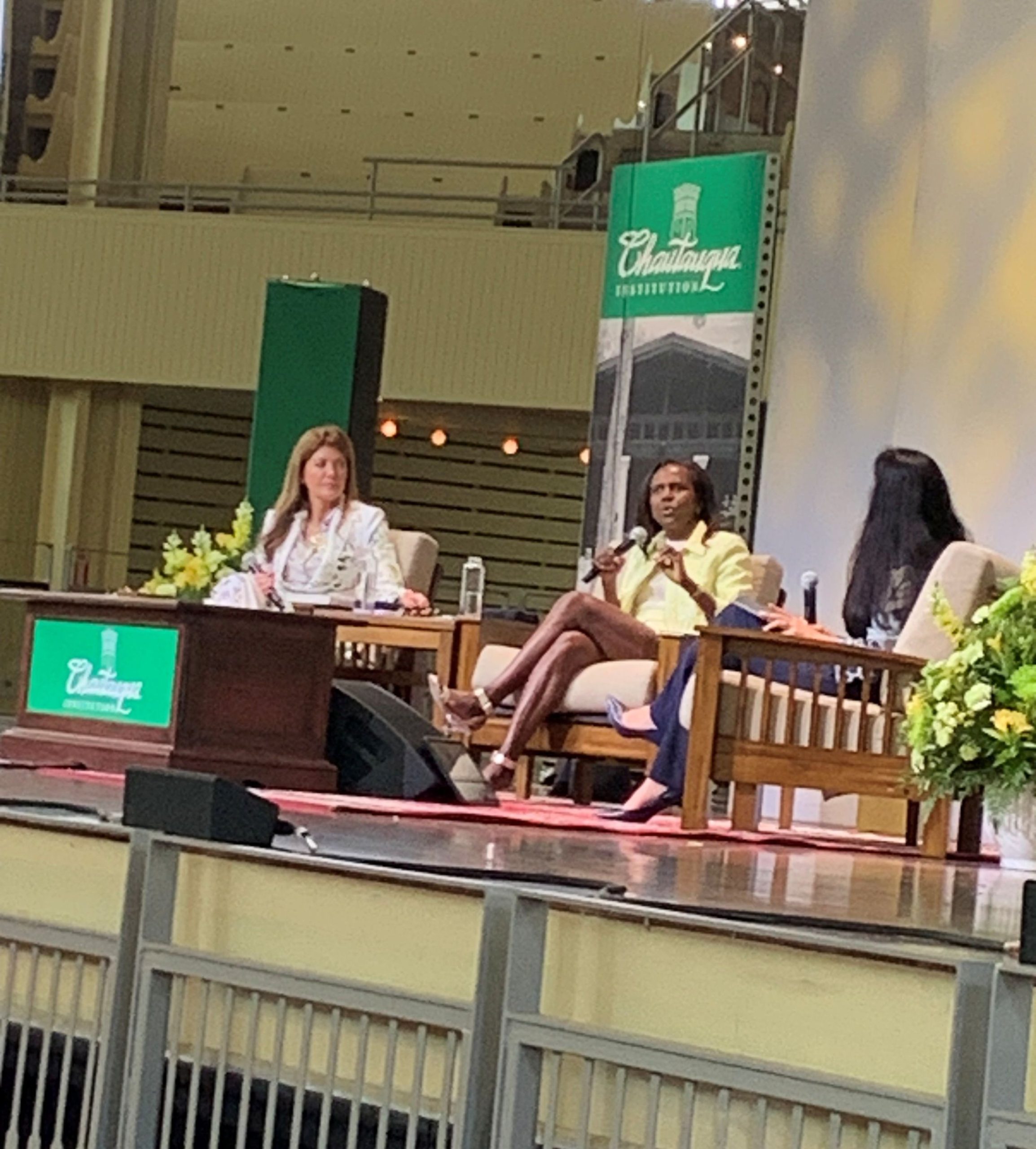Veteran Reporters Analyze the Role of Women in U.S. History and Journalism